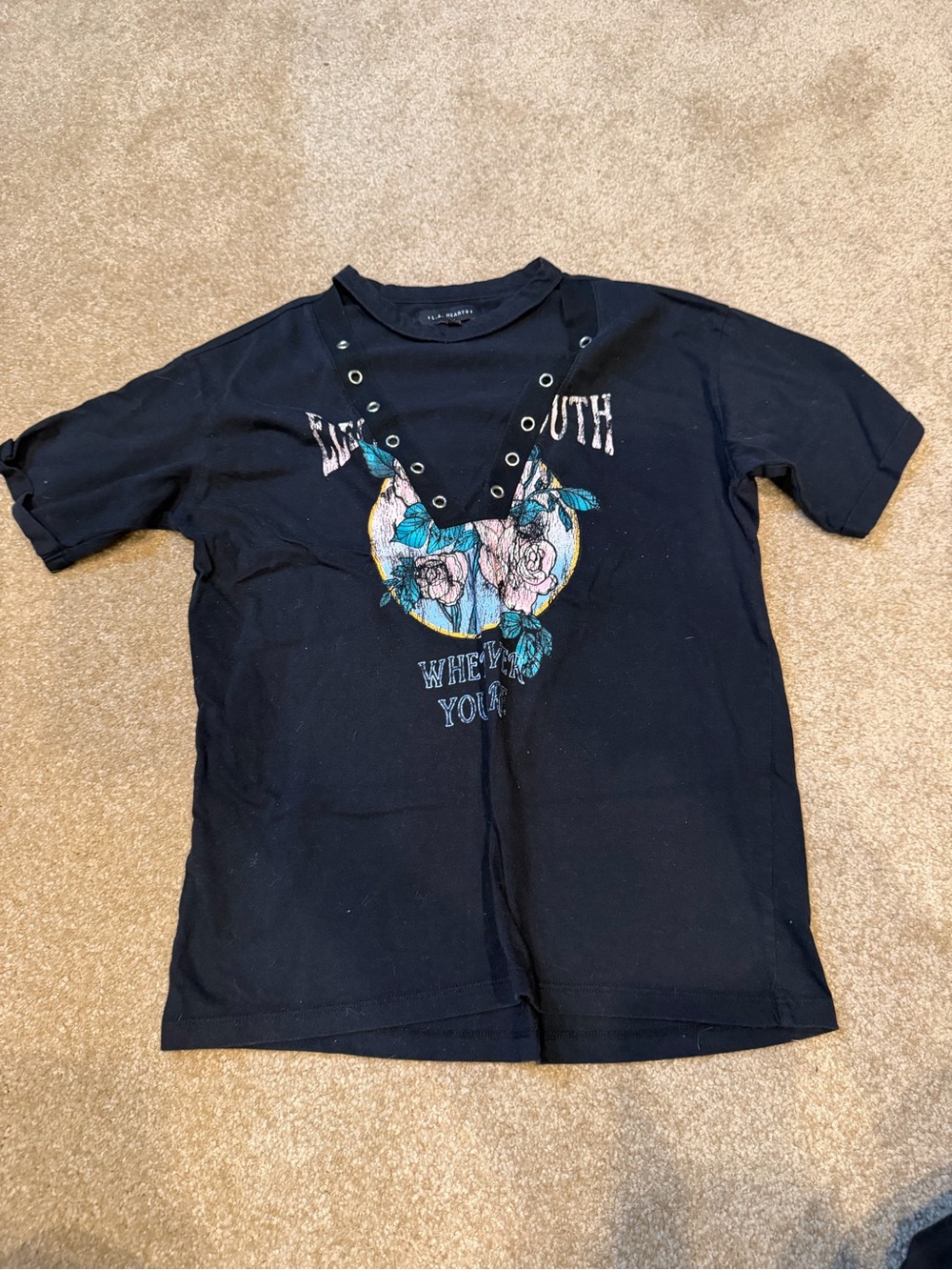 La Hearts Black Tee with Floral Heart and Eyelet V Size Small